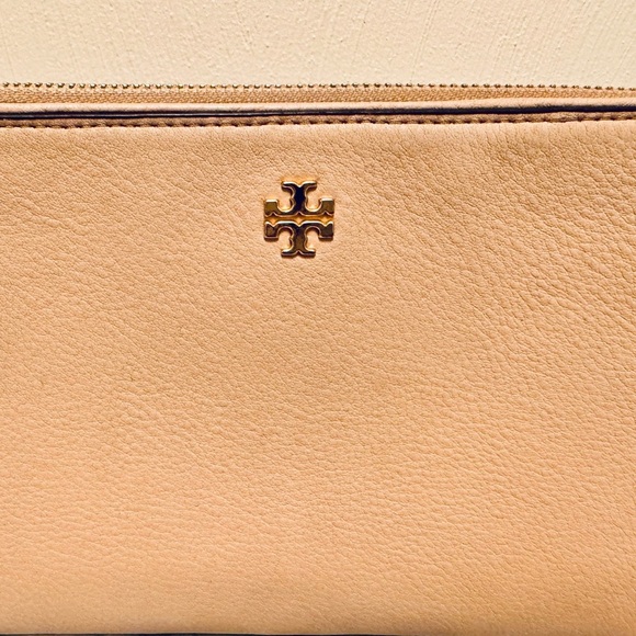 Tory Burch Crossbody Everly Mini Top Zip Gold Details Pink Leather - Picture 2 of 8